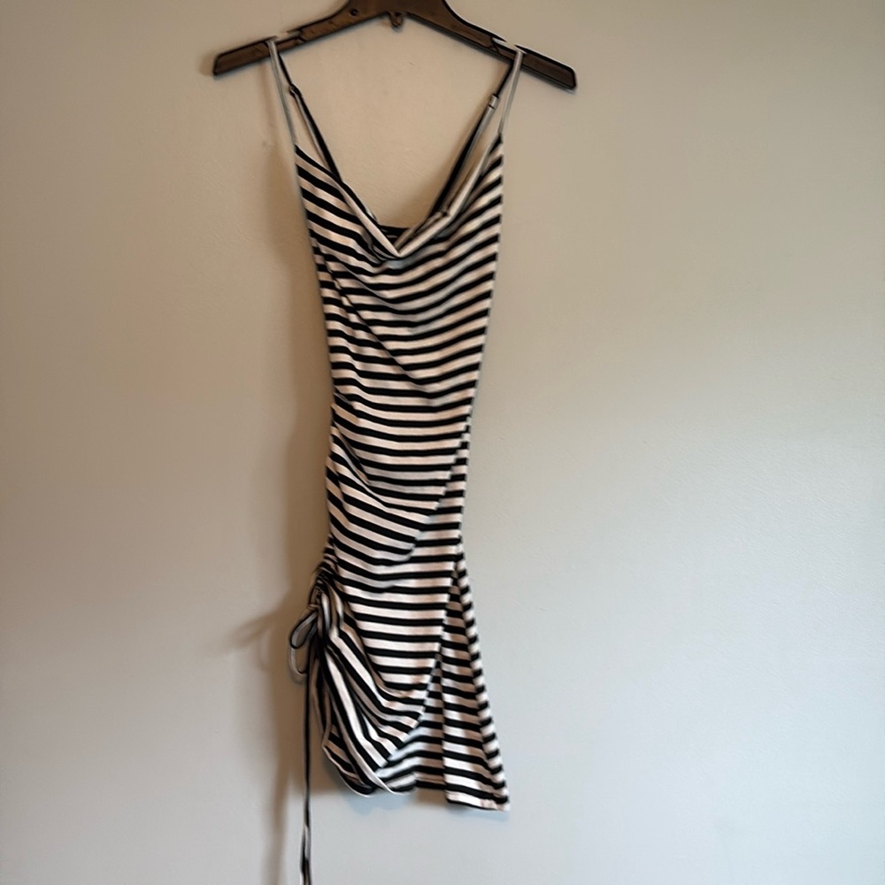 SHEIN Black & white dress with side ruching detail, crisscross back, size 6
